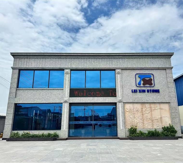 Mặt tiền văn phòng Lei Xin